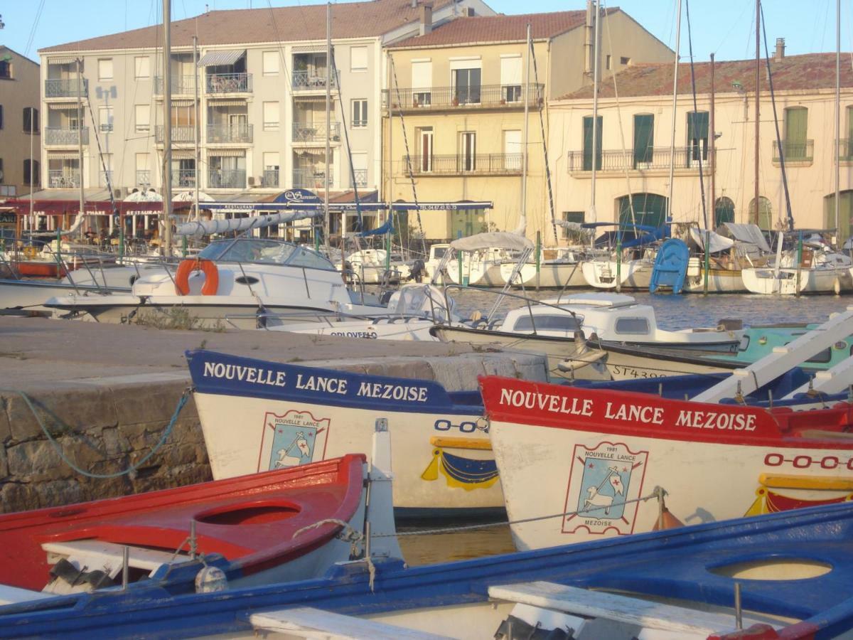 Port Mezua Apartman Mèze Kültér fotó